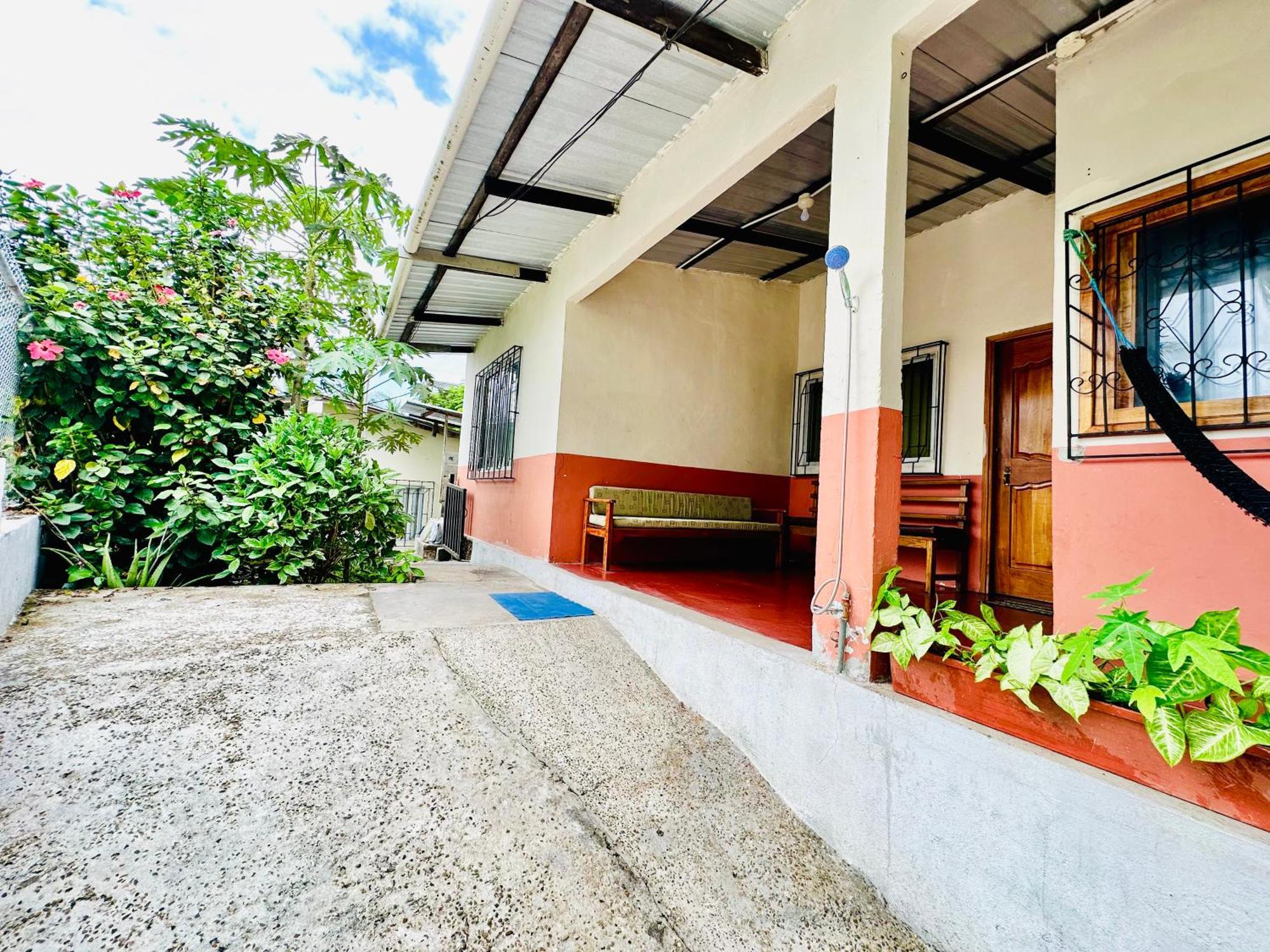 Casa Independiente Puerto Ayora  Exterior photo